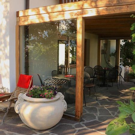 B&B Fruehlingsheim ラチーネス エクステリア 写真