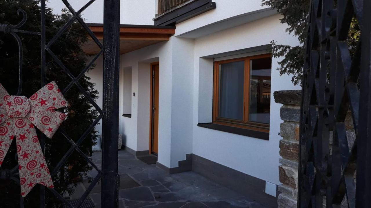B&B Fruehlingsheim ラチーネス エクステリア 写真