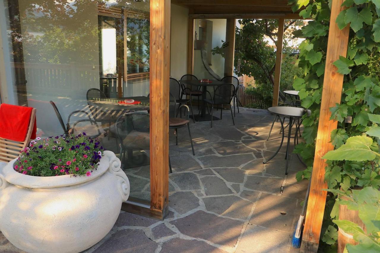 B&B Fruehlingsheim ラチーネス エクステリア 写真