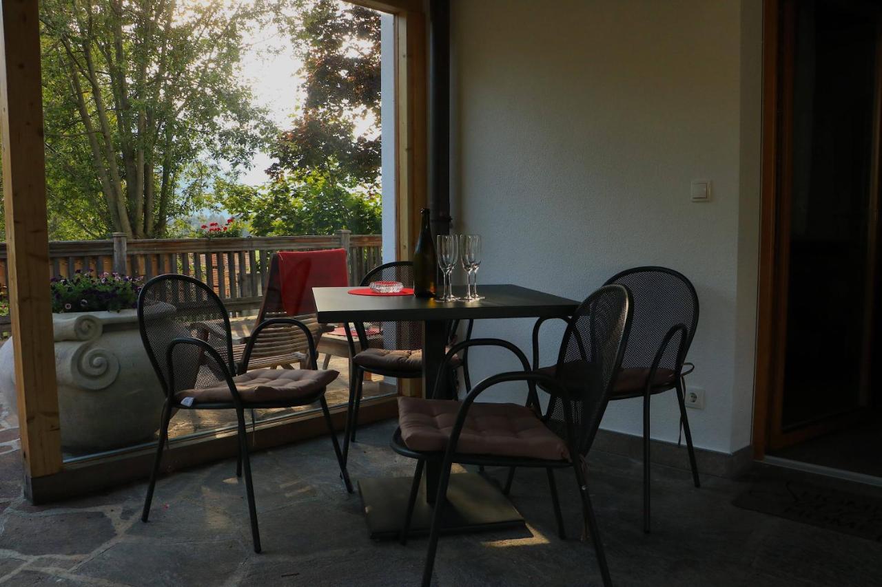 B&B Fruehlingsheim ラチーネス エクステリア 写真